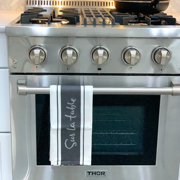 Sur La Table Logo Dish Towel (plus a little country tin house) NWT - Picture 1 of 13